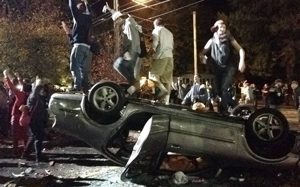 Citizens riot against a corrupt government